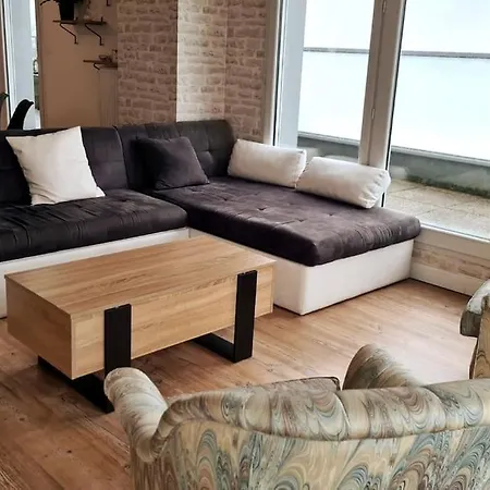Le Nid : Rooftop Moderne Surplombant La *