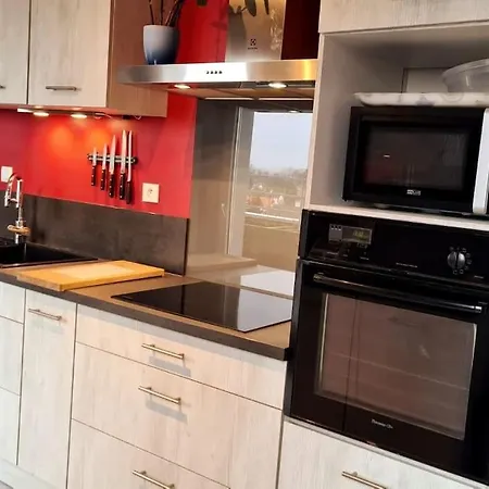 Appartement Le Nid : Rooftop Moderne Surplombant La